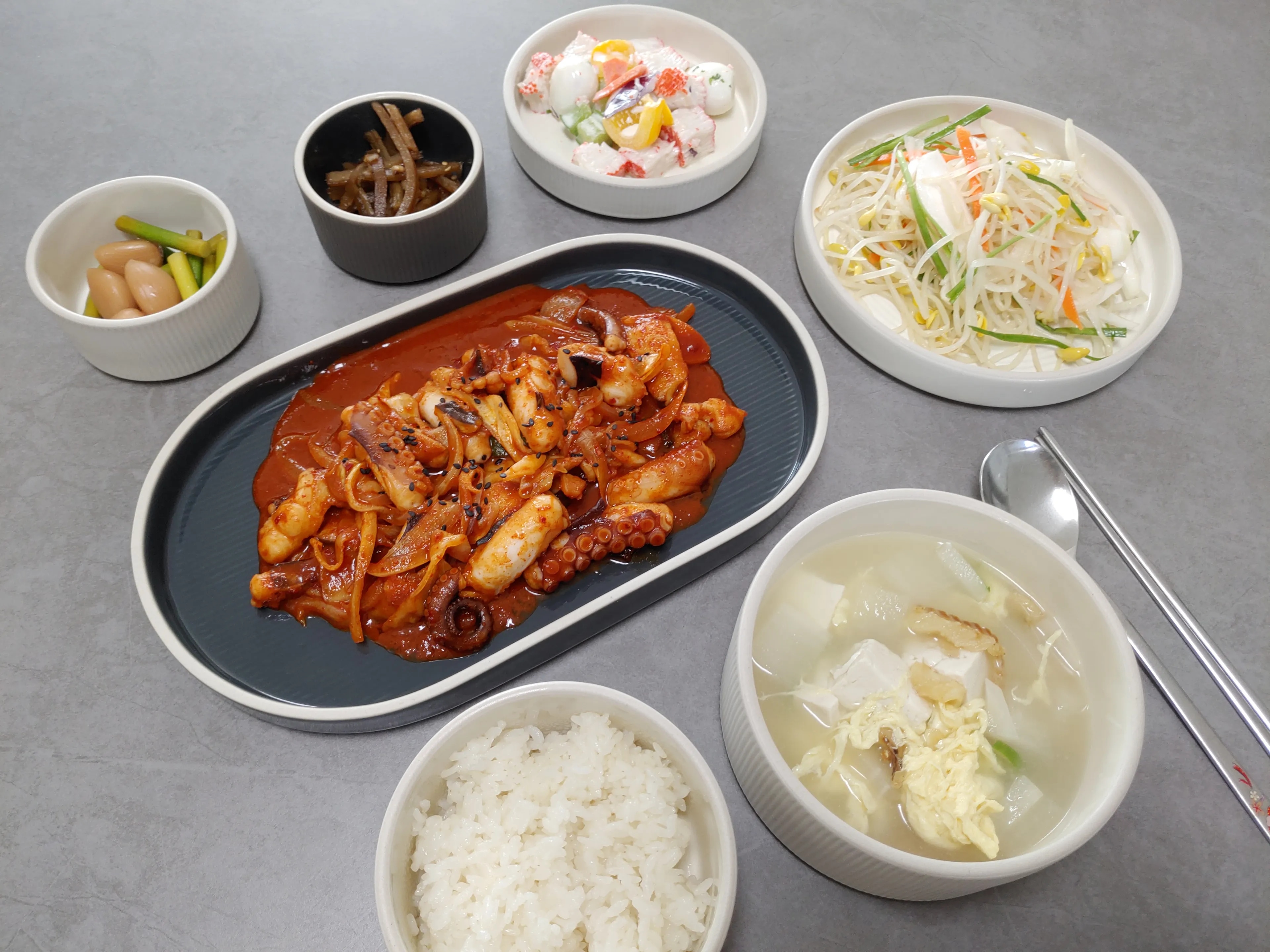 Soft Clay Korean Dining Set for 2 (16-Piece) user photo