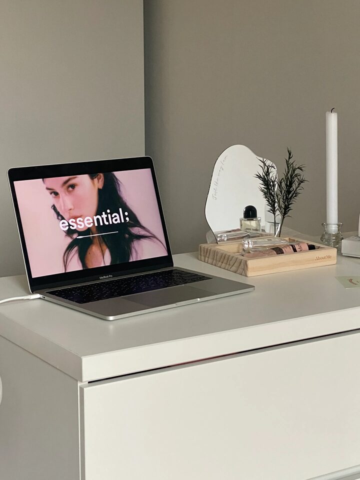 short form carousel card thumbnail