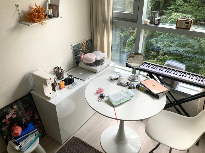 short form carousel card thumbnail