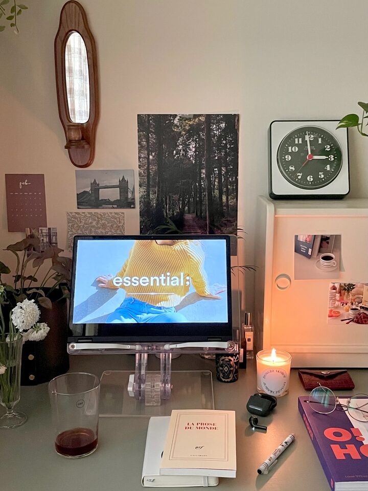 short form carousel card thumbnail