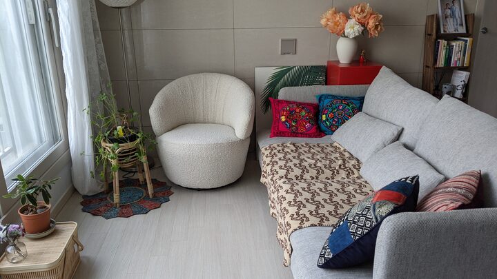 short form carousel card thumbnail