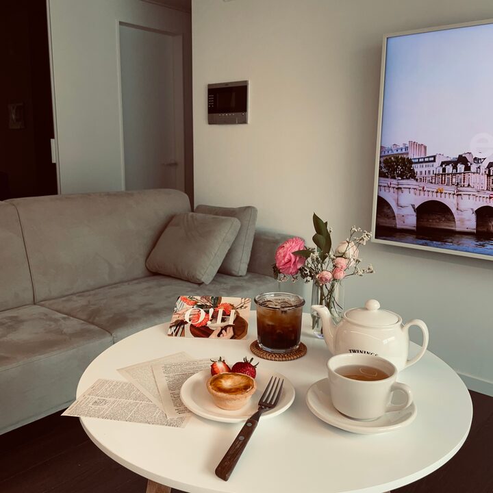 short form carousel card thumbnail