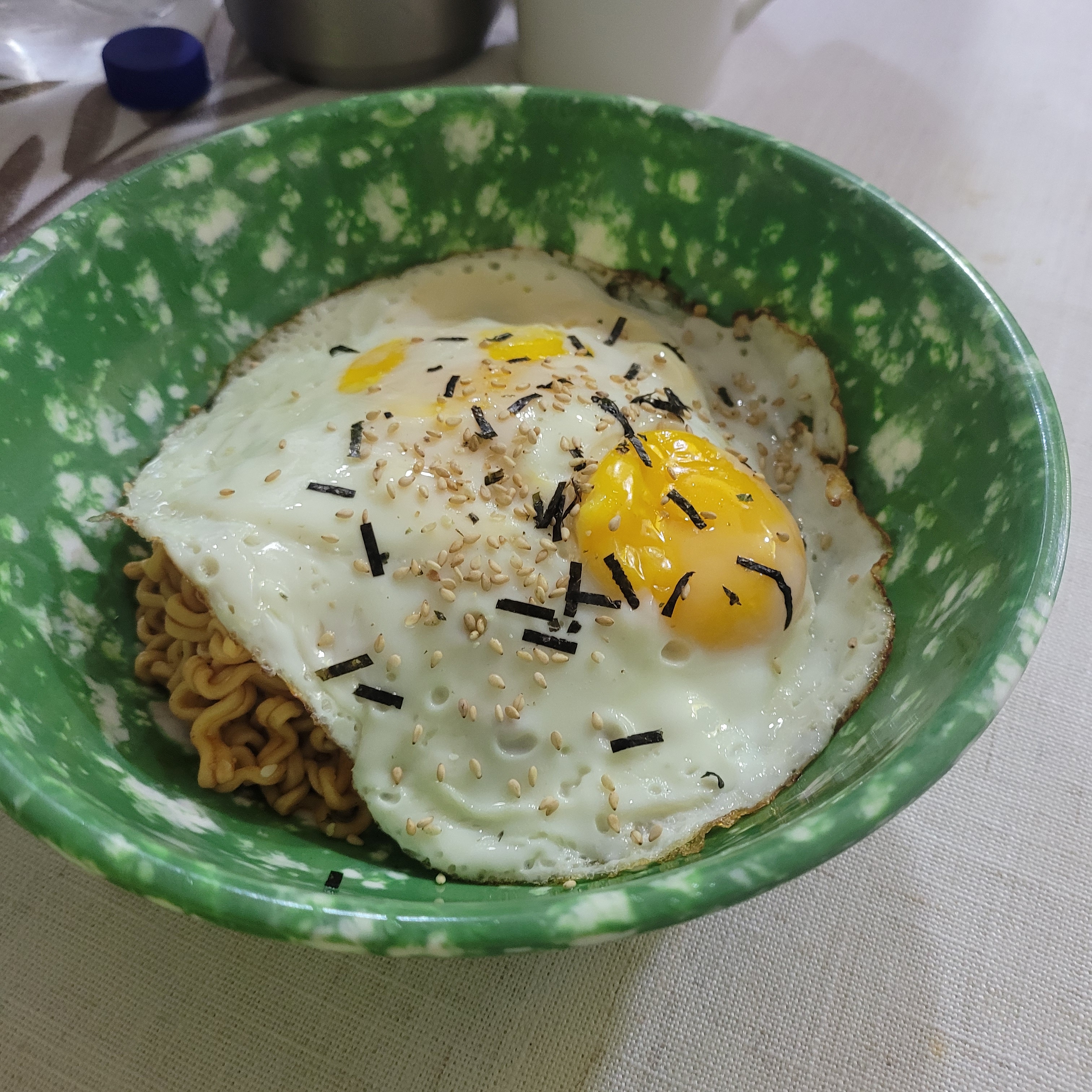 Retro Korean Noodle Bowl user photo