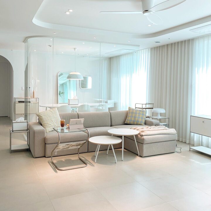 short form carousel card thumbnail