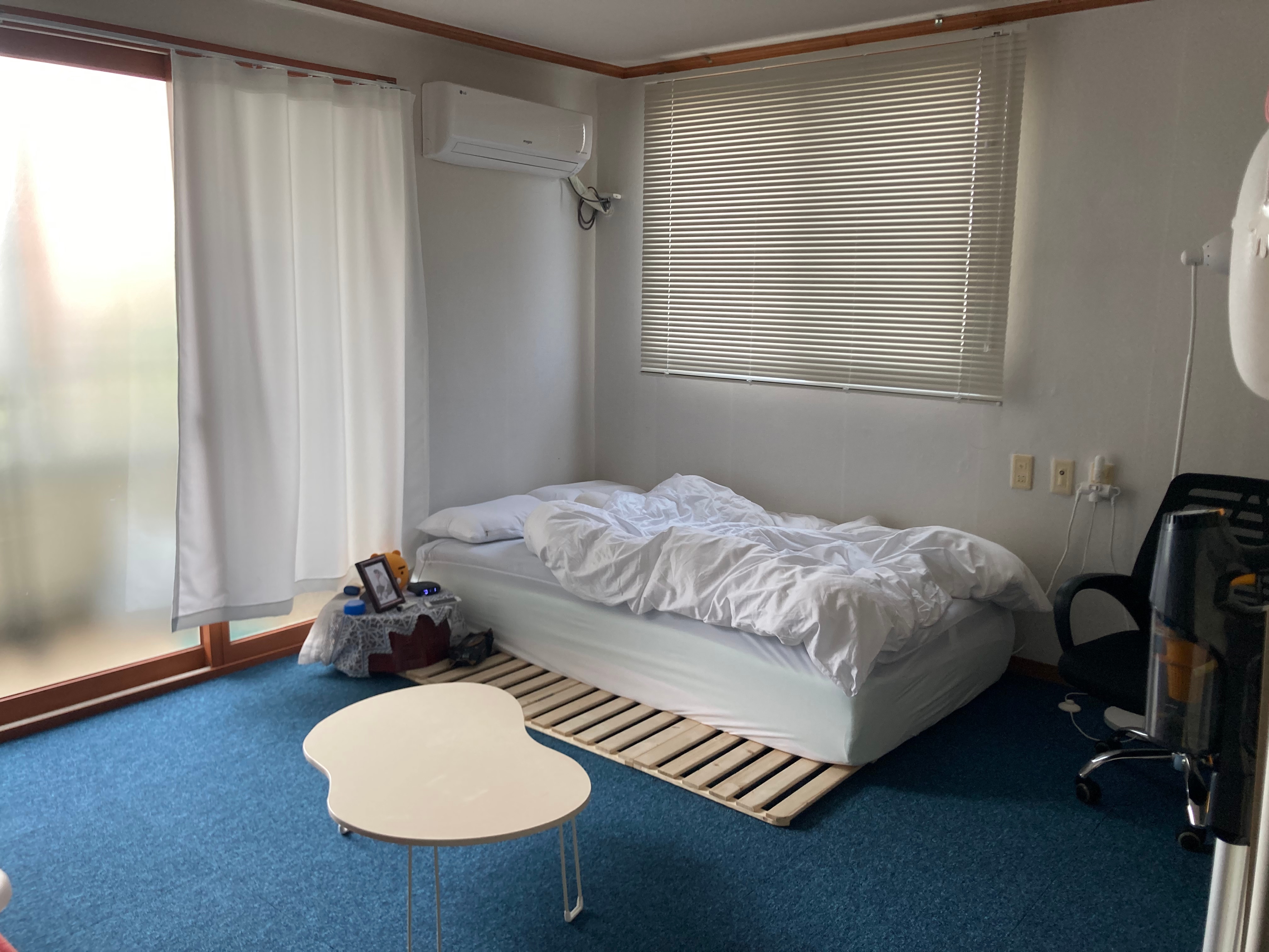 Supermat Apple Objet Folding Table user photo