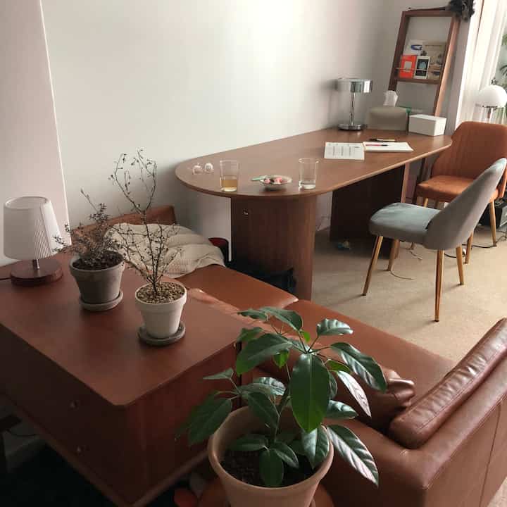 EKNAN 円形 スツール［2色］を使ったコーディネート 1