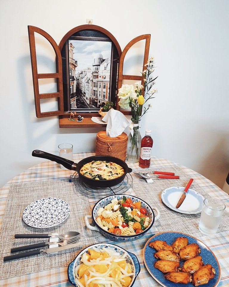 White Ceramic Spoon Rest Set (4-Piece) user photo