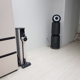 우리집은 공기질과 쾌적함을 책임지는 LG오브제컬렉션 3종세트~~
미세먼지와 황사도 이제 안심할수 있어요.^^
고맙다.삼총사