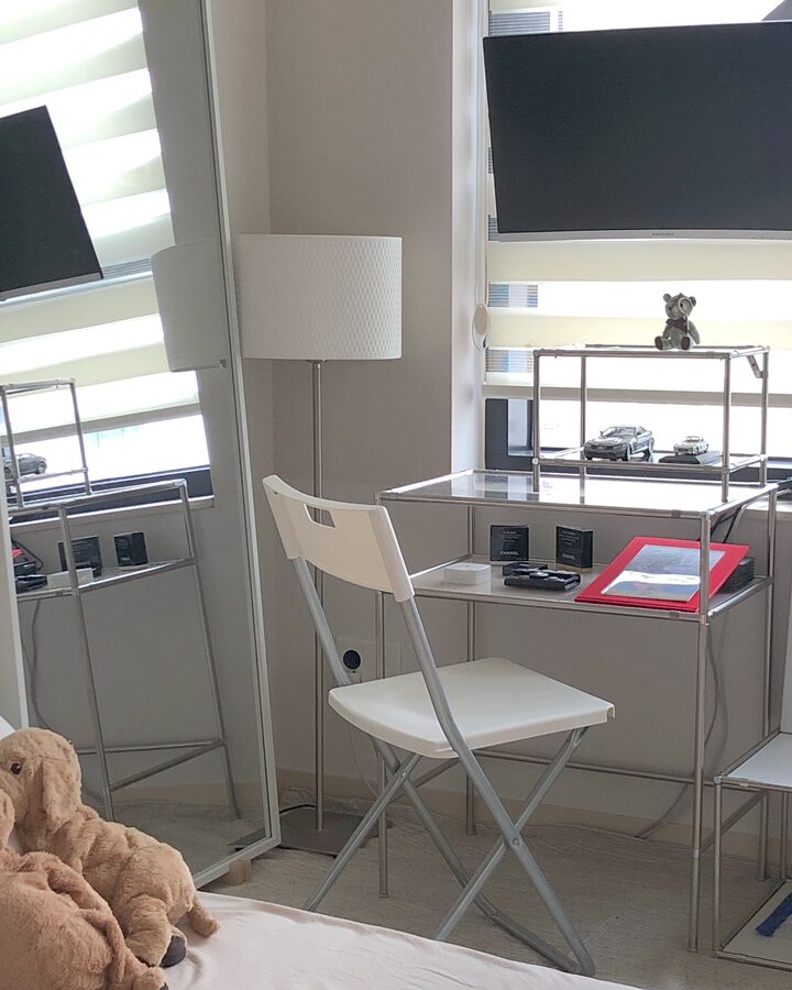 short form carousel card thumbnail