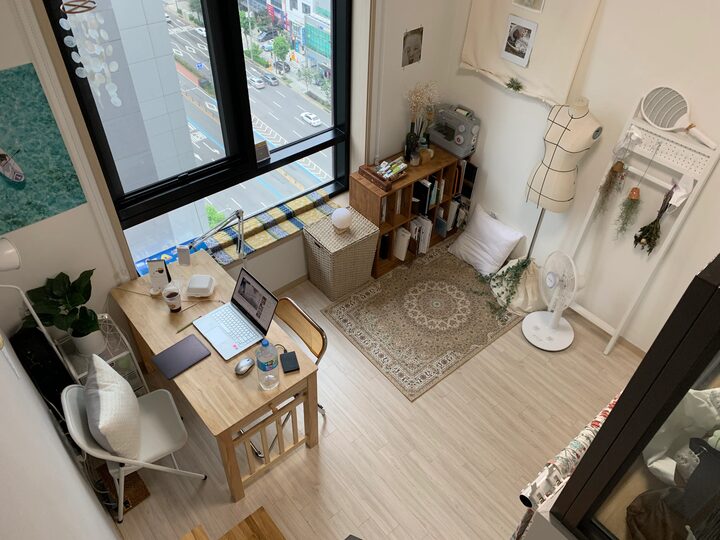 short form carousel card thumbnail