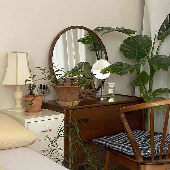 My small studio apartment in June
+ Market B 5-drawer dresser purchase plan🤎