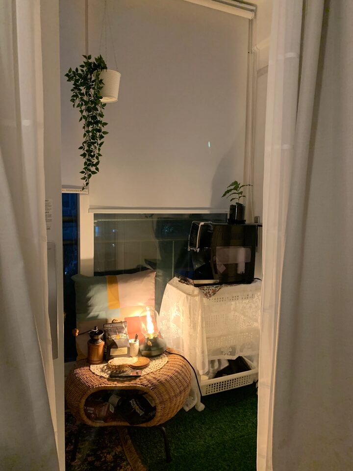 short form carousel card thumbnail