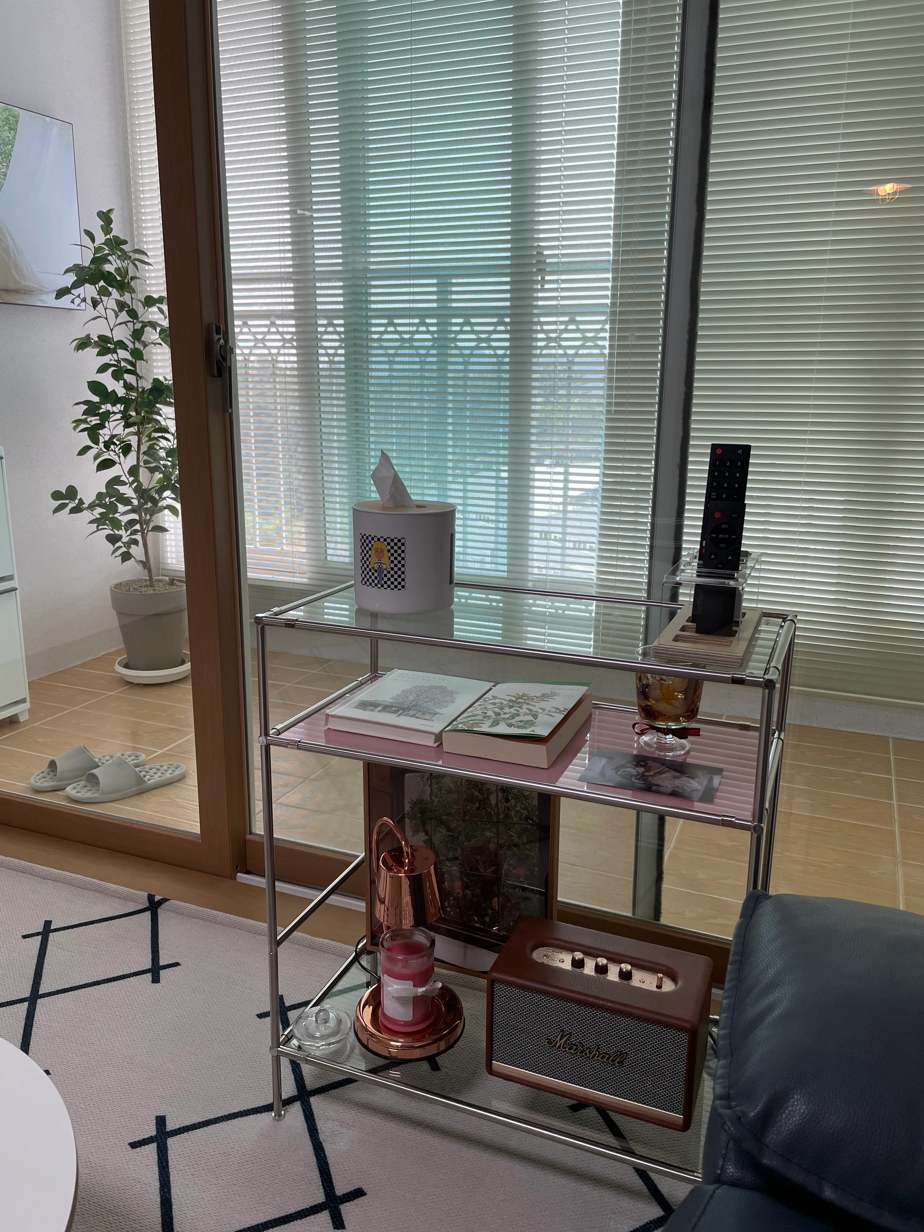 Sense Frame Glass Shelf user photo