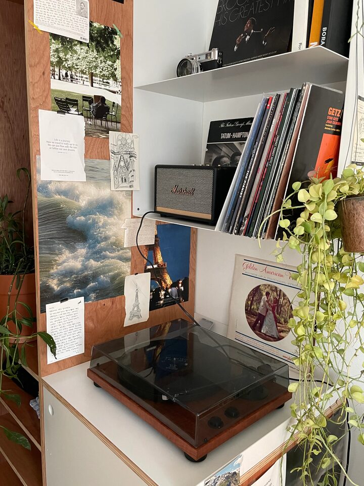 short form carousel card thumbnail