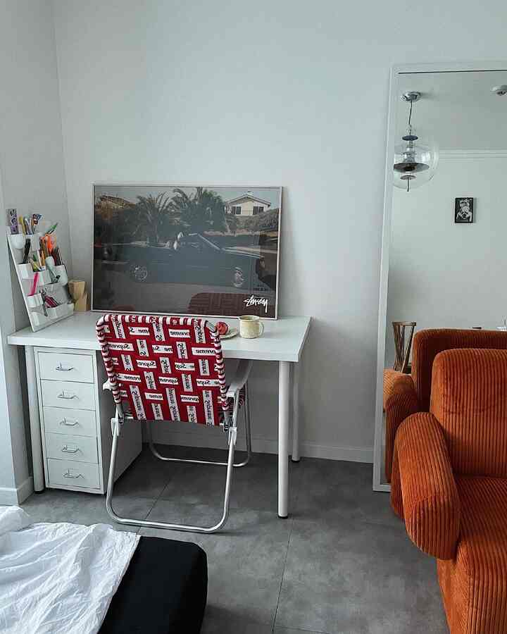 一杯のコーヒーを作る~~~ 
雨も来て久しぶりに自宅でコーヒー☕️ 
天気曇りの日の写真を撮ったのはほぼ尖っているようです。 
それなりに感じますね💁🏻