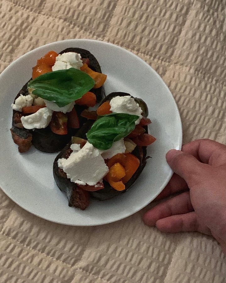 short form carousel card thumbnail