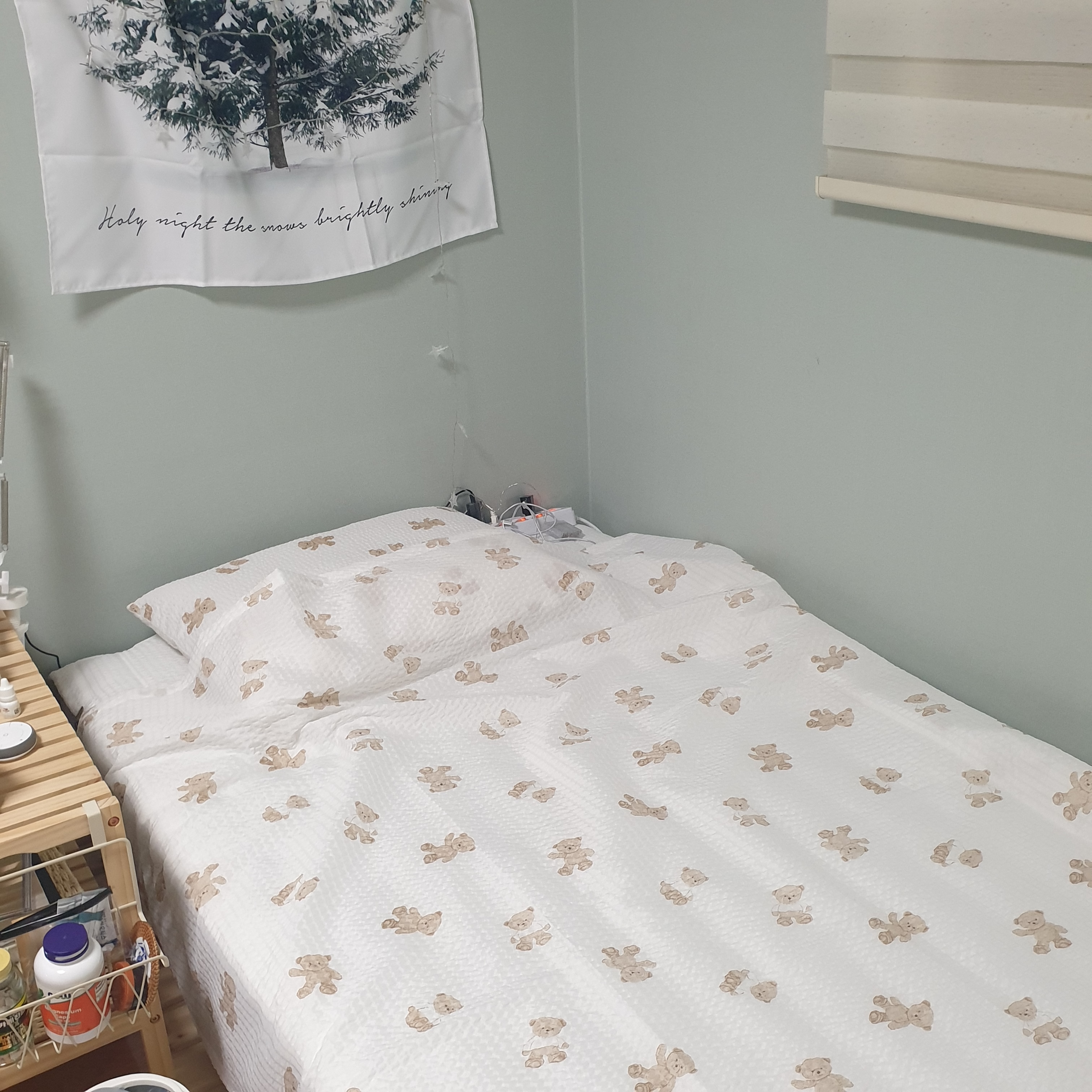 Summer Romance Seersucker Light Blanket + Pillowcase Set user photo