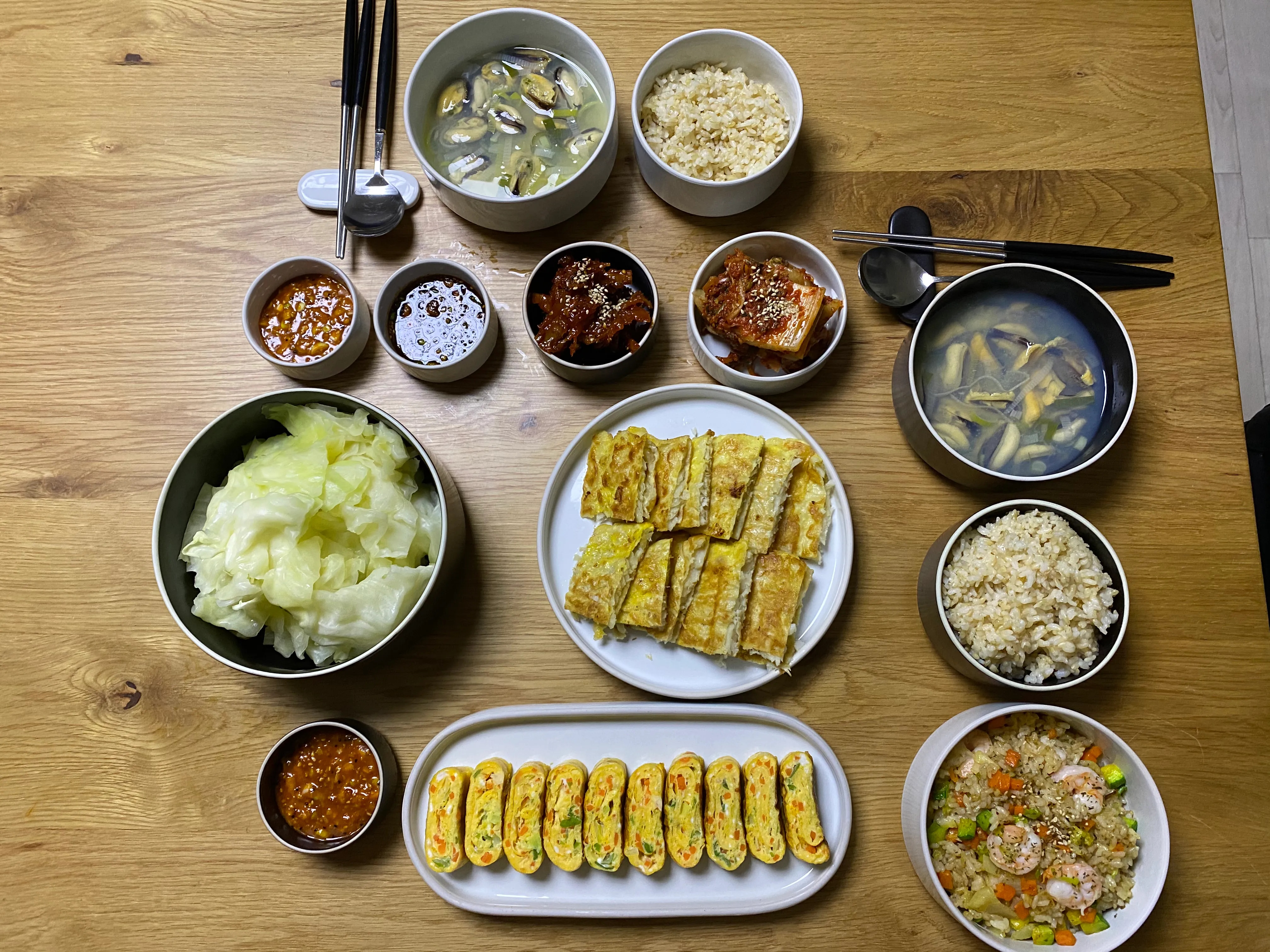 Olhum Korean Dinnerware Set for 2 (13-Piece) user photo