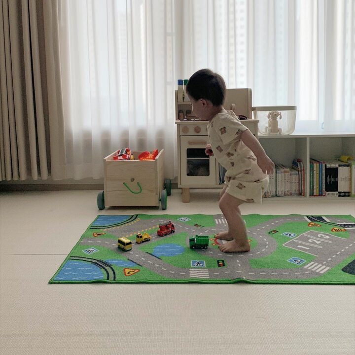 short form carousel card thumbnail