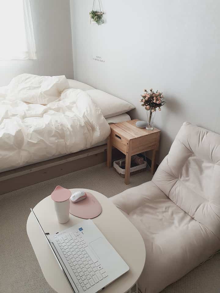 ROUND 折りたたみテーブル［4色・2種・4サイズ］を使ったコーディネート 1