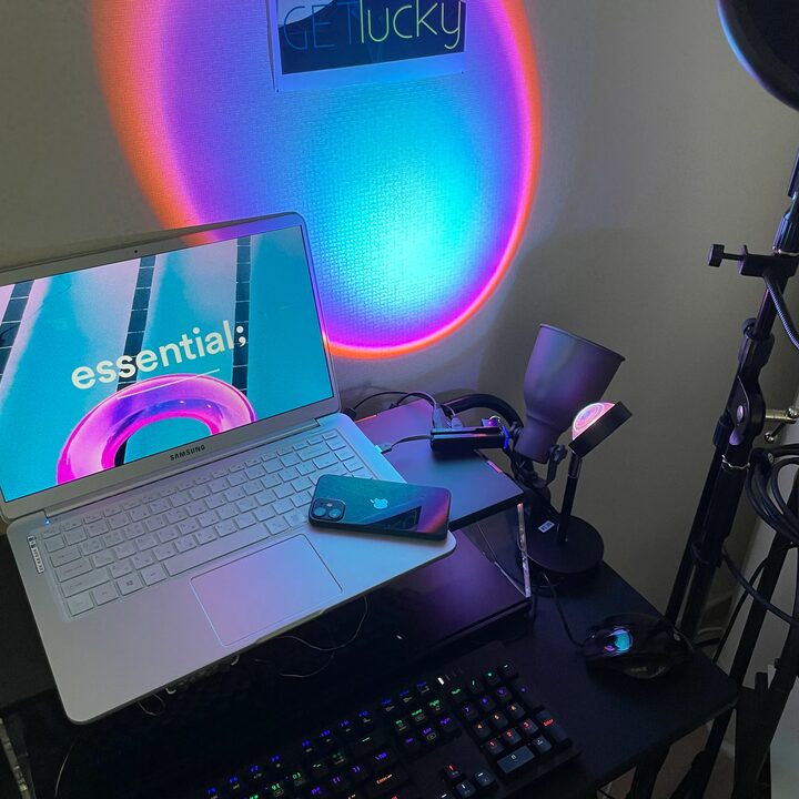 short form carousel card thumbnail