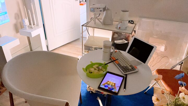 short form carousel card thumbnail