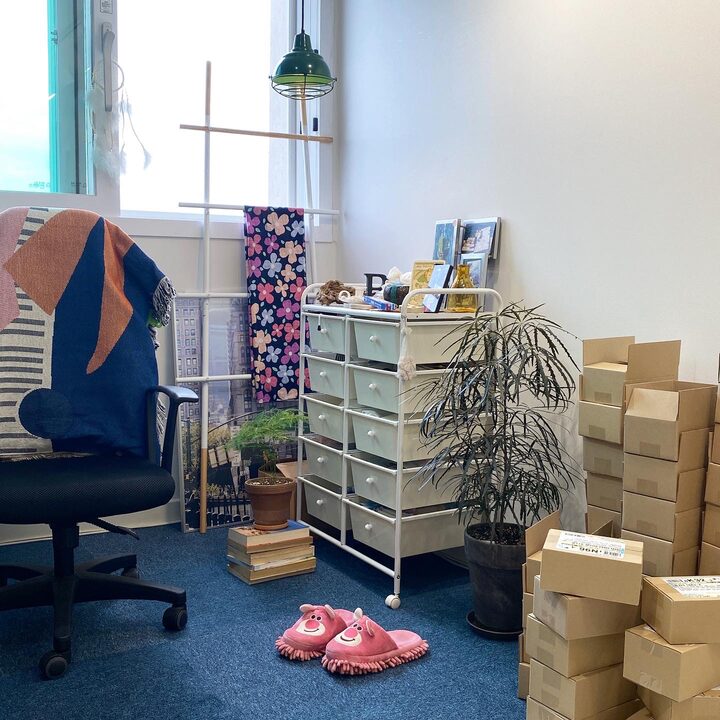 short form carousel card thumbnail