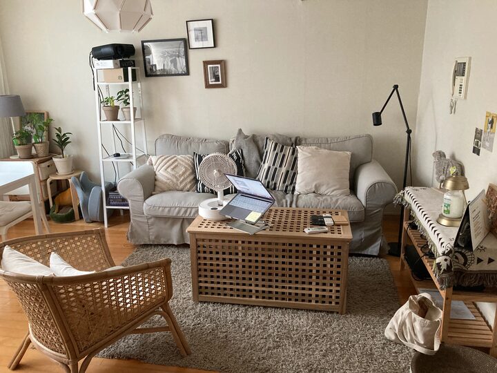 short form carousel card thumbnail