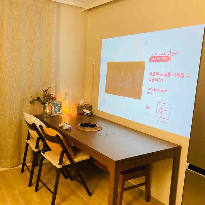 夕食を食べてから運動する必要があります。
最近のようにコロナで自宅で運動しなければならないなら、楽しく踊りましょう！ジャストダンス！