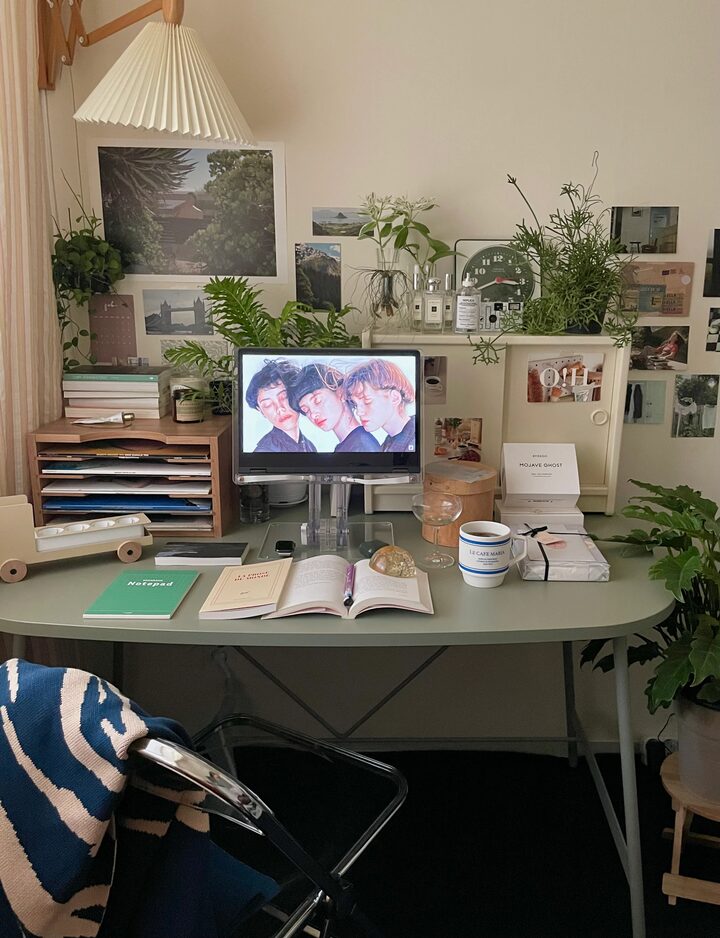 short form carousel card thumbnail