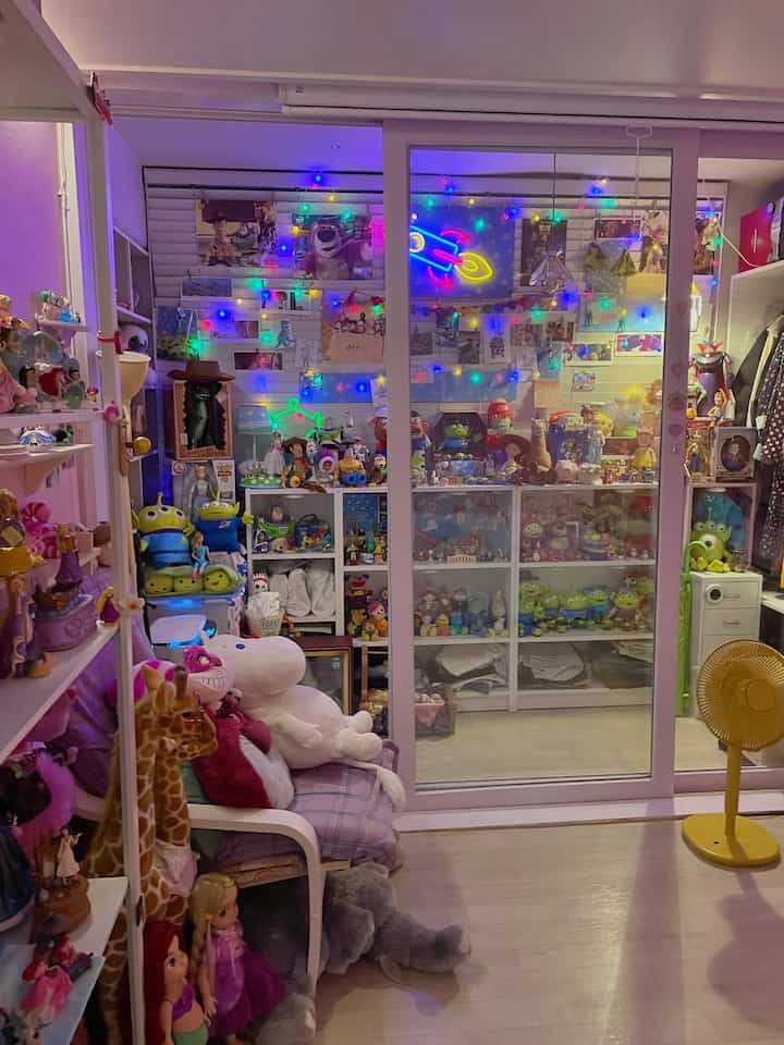 Tagged posts featuring PELLO Armchair 3