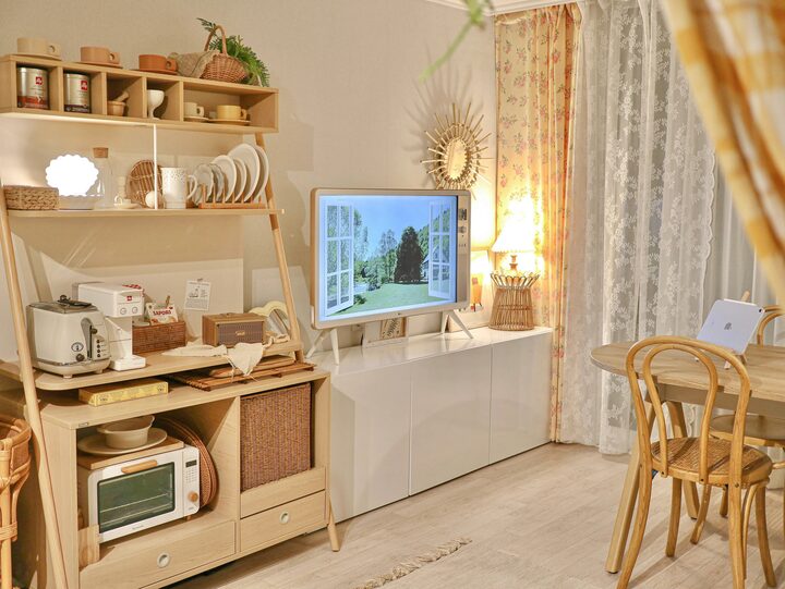 short form carousel card thumbnail