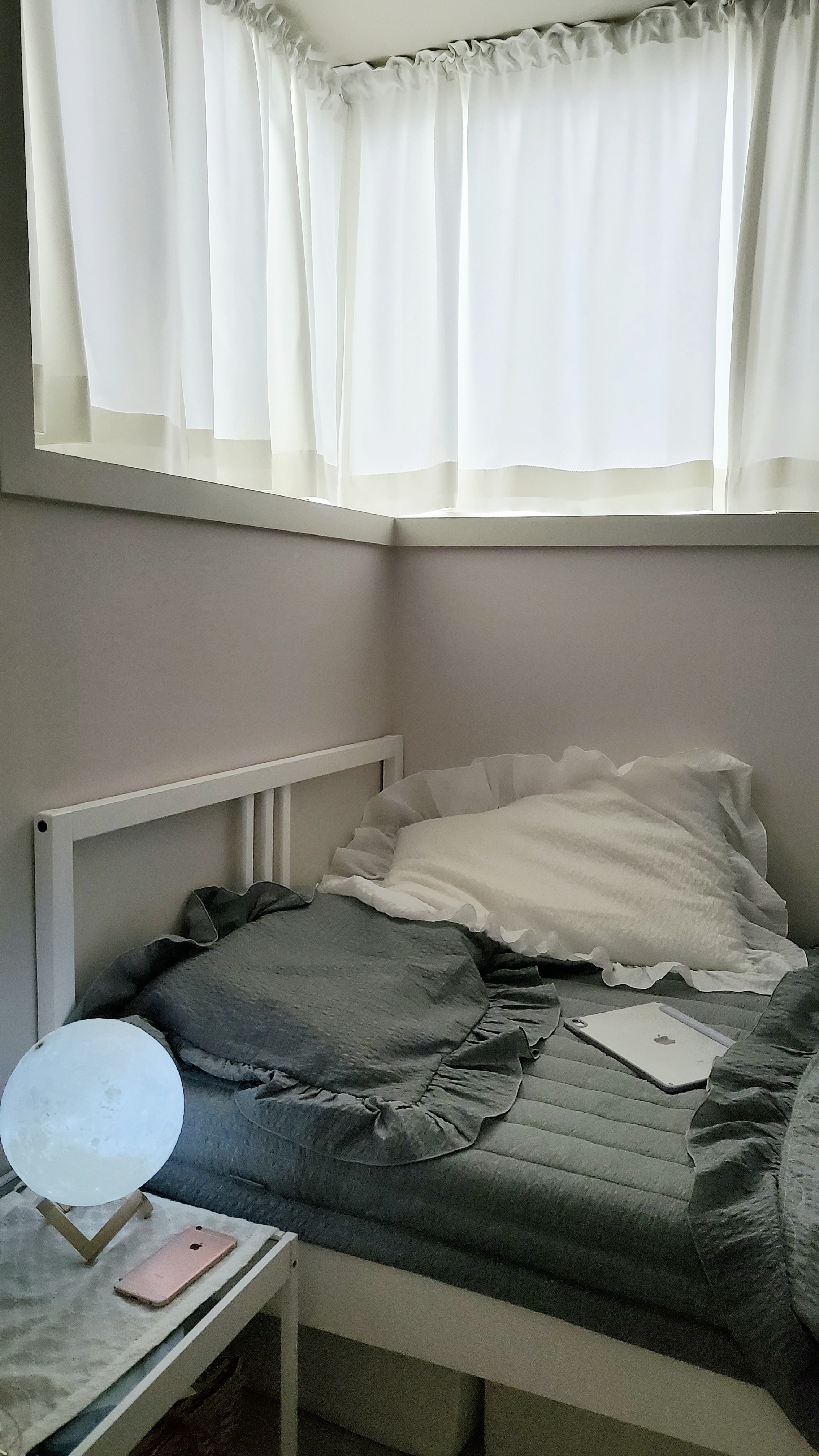 Moon Table Lamp user photo
