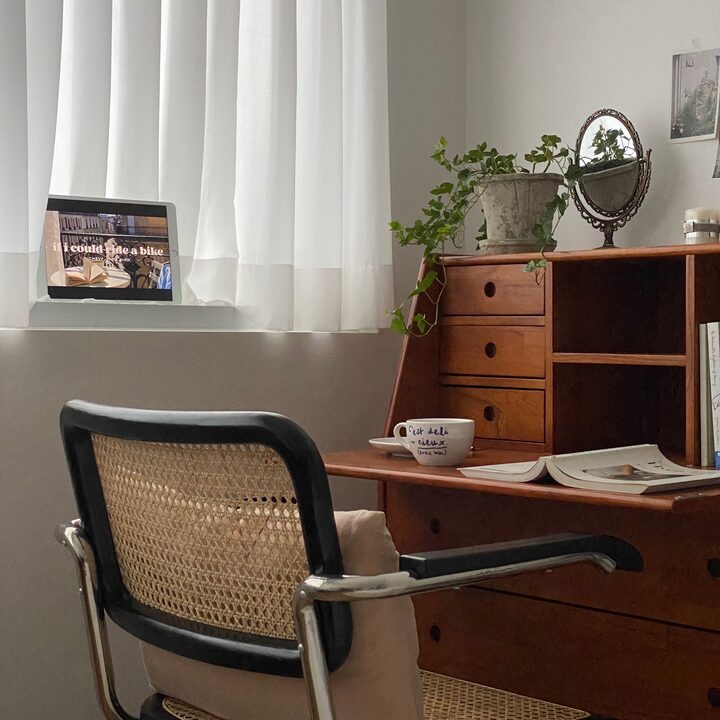 short form carousel card thumbnail