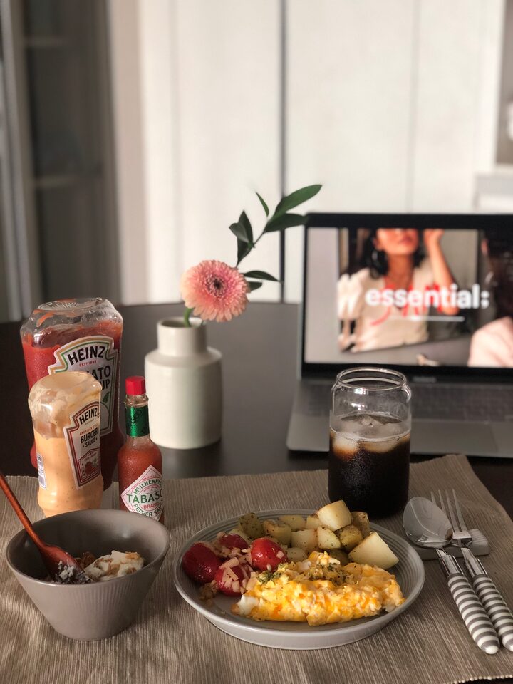 short form carousel card thumbnail