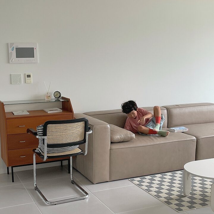 short form carousel card thumbnail