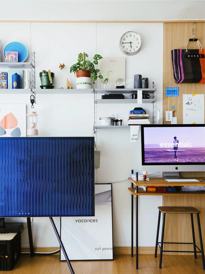 short form carousel card thumbnail