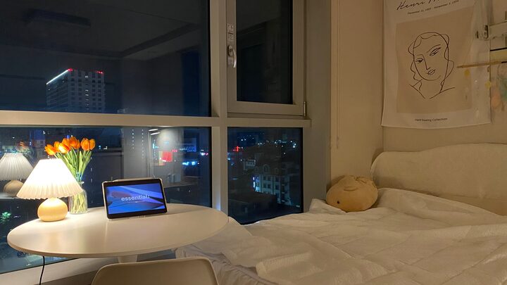 short form carousel card thumbnail