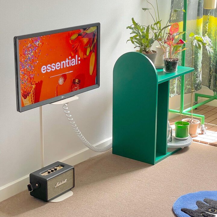 short form carousel card thumbnail