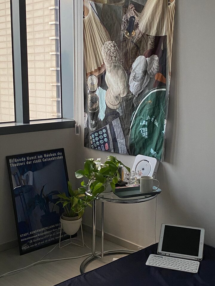 short form carousel card thumbnail