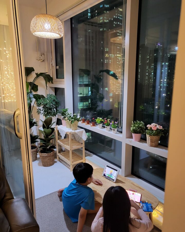 short form carousel card thumbnail