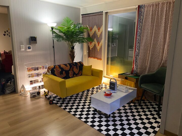 short form carousel card thumbnail