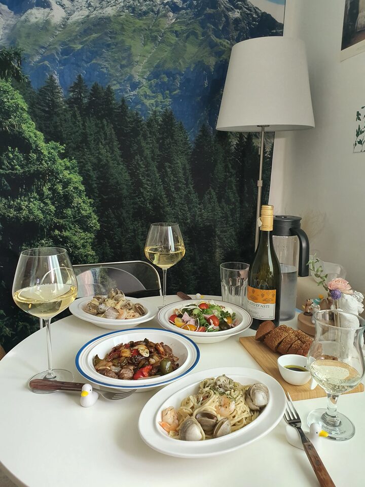 short form carousel card thumbnail