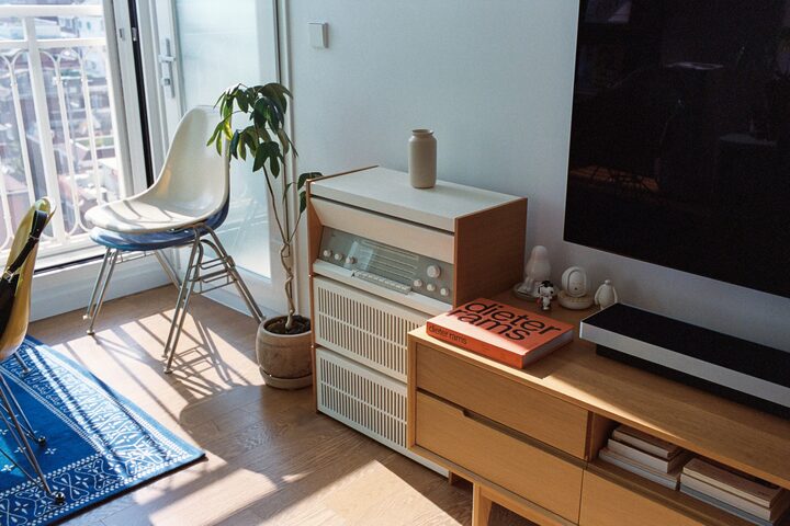 short form carousel card thumbnail