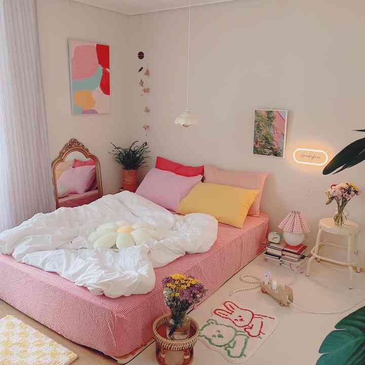 Make your bedroom a healing space❤️
instagram @___perola_