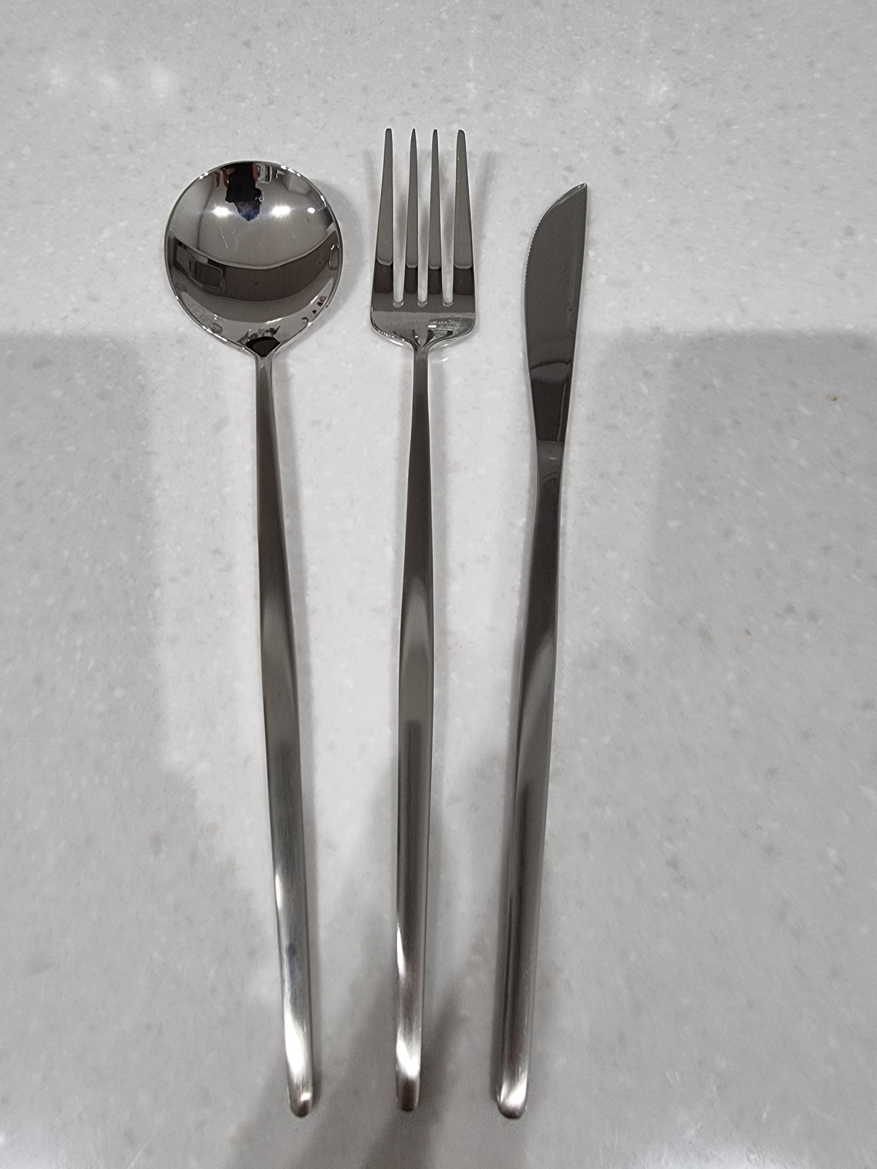 Queens Cutlery Dinner Set (3-Piece) user photo