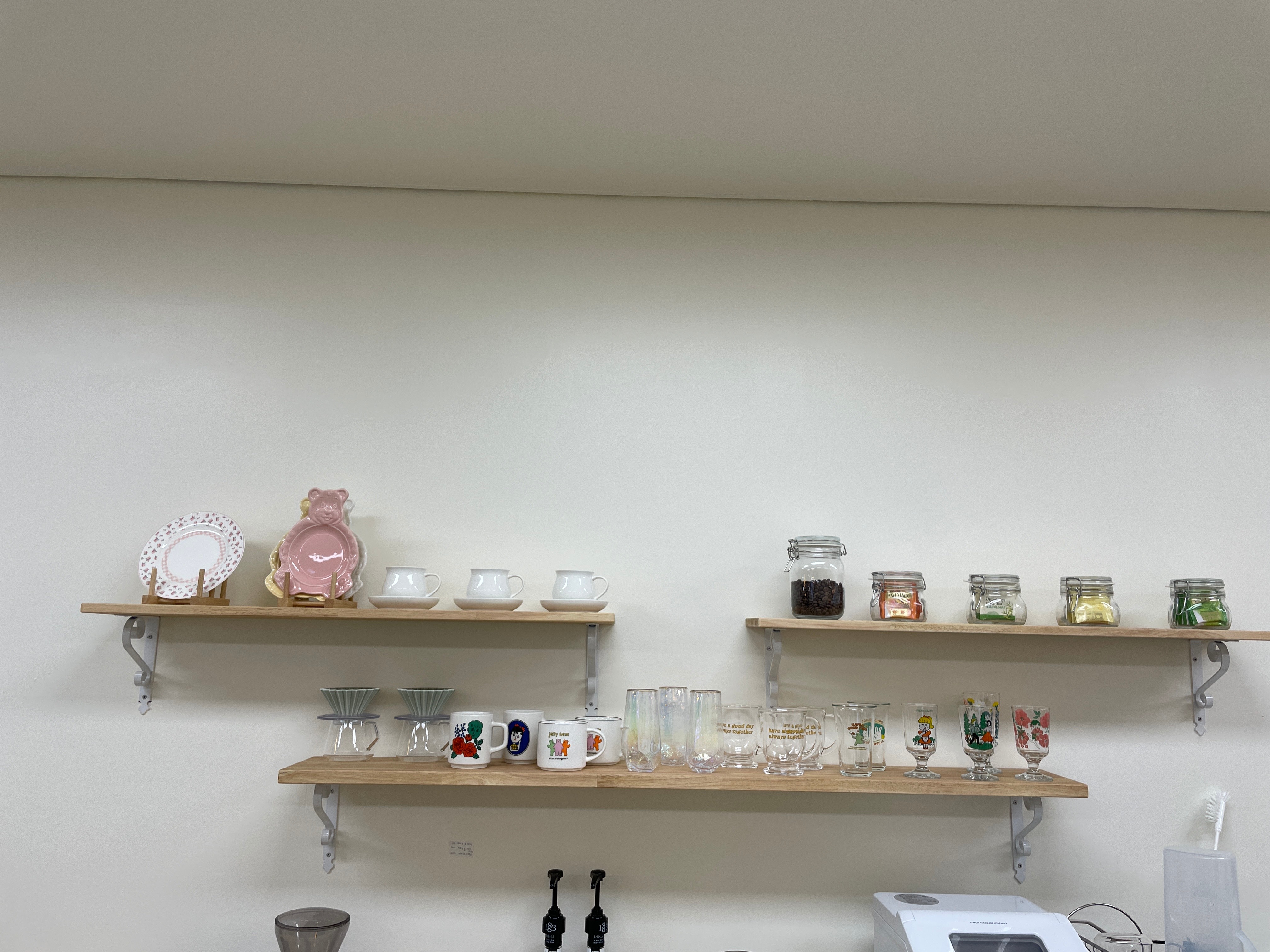 Hangari Ceramic Mug & Saucer Set user photo