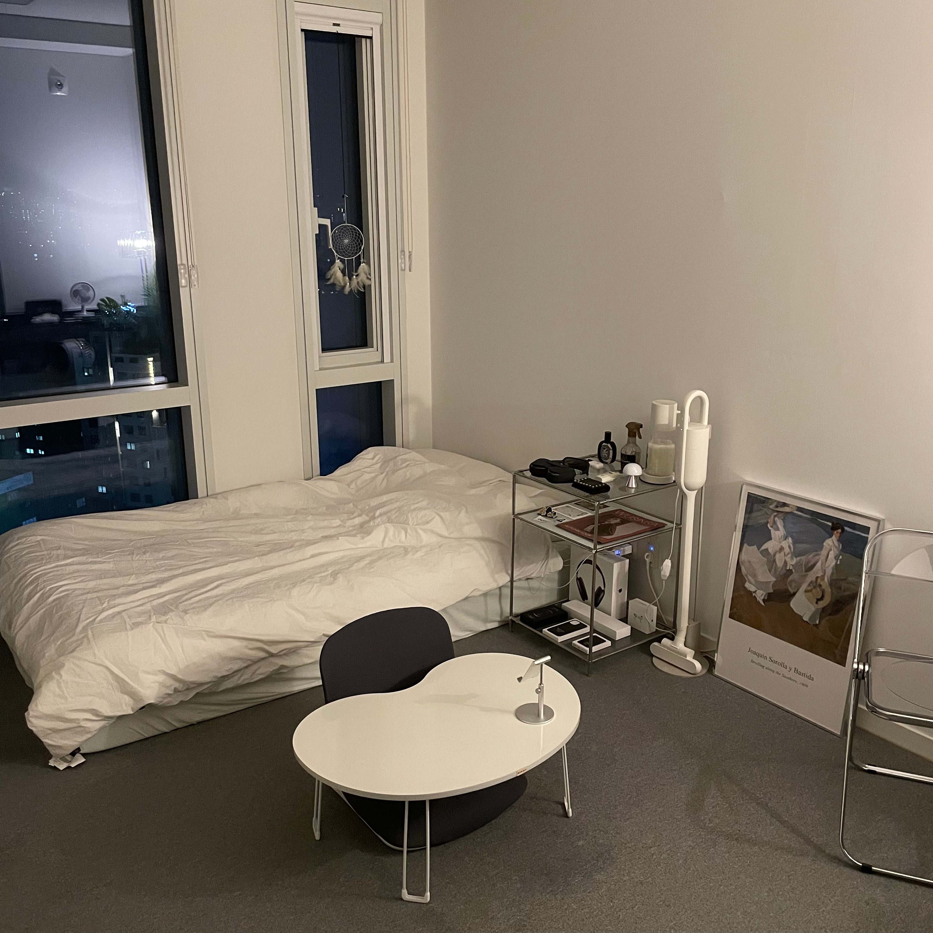 Minimalist Candle Warmer Lamp user photo