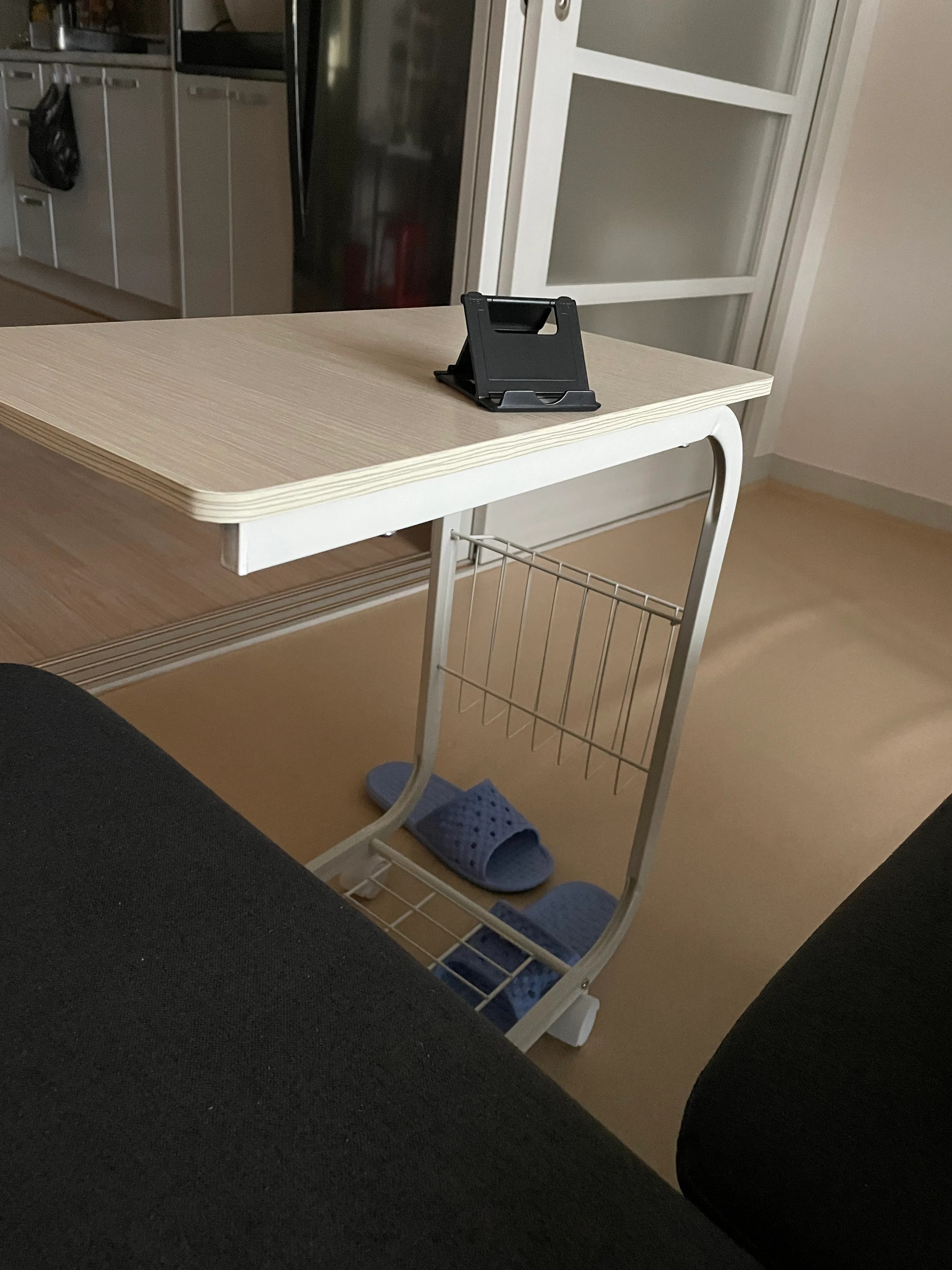 Rolling C-Shaped Side Table with Magazine Rack user photo