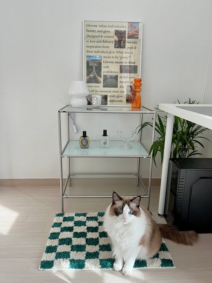 short form carousel card thumbnail